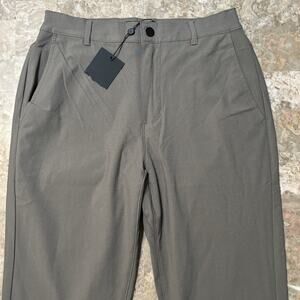CUTS AO Jogger Mens Small Brown Tan Performance 27” Golf Office NEW